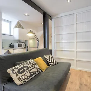  Appartamento Bmyguest - Castelo Charming Flat