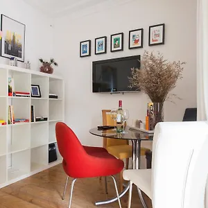 Atalaia! Bairro Alto Concepto Apartment